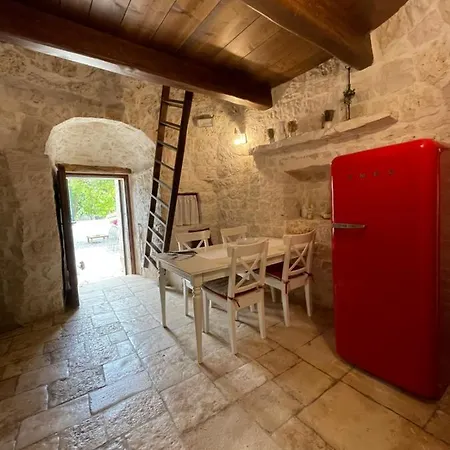 Trullo Matilde 別荘
