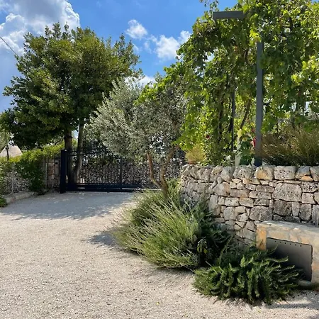 Holiday home Trullo Matilde