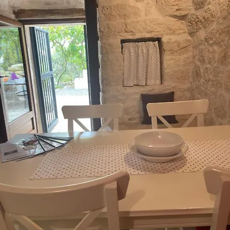 Trullo Matilde Holiday home *